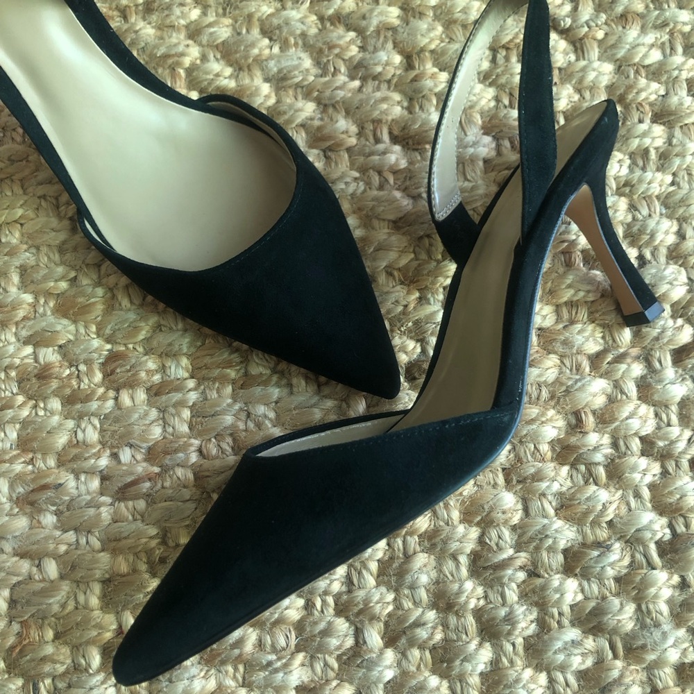 New: Ann Taylor Kerry Suede Slingback Pump. Size 8.5